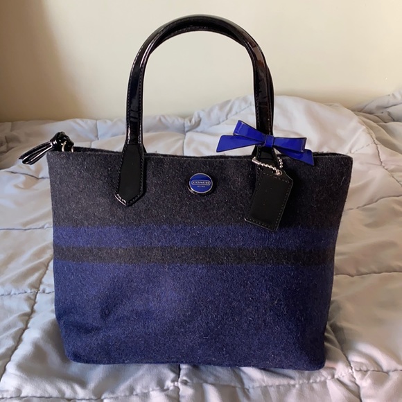 Coach Tote Wool Bag for Women - Picture 1 of 13